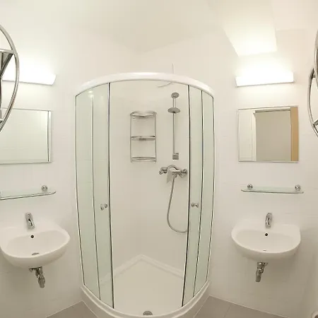 Urbannester Albergue